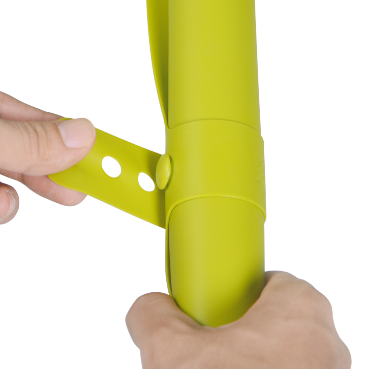 硅胶擀面垫带扣展示图