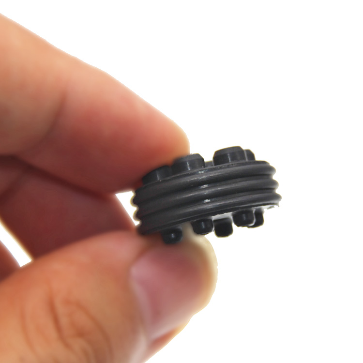 过线减震硅橡胶垫|多孔穿线硅胶减振垫